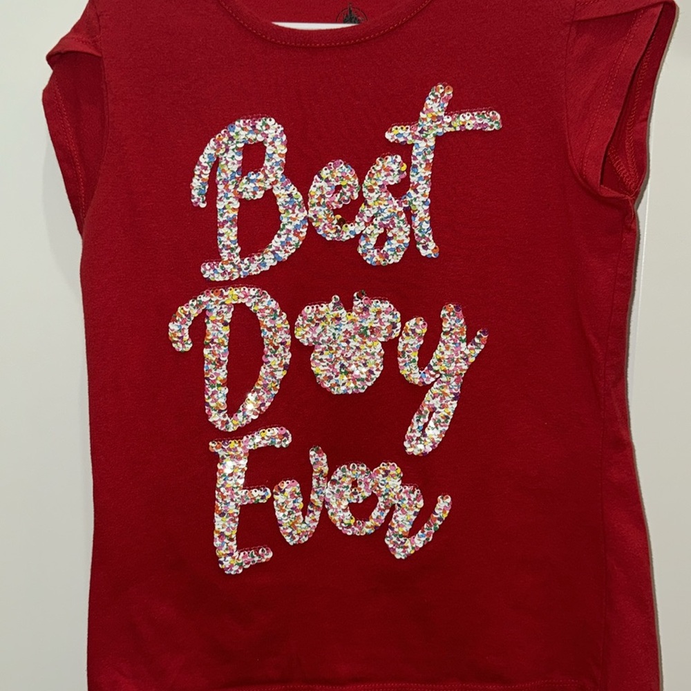 Disney Parks sequin flip t shirt EUC